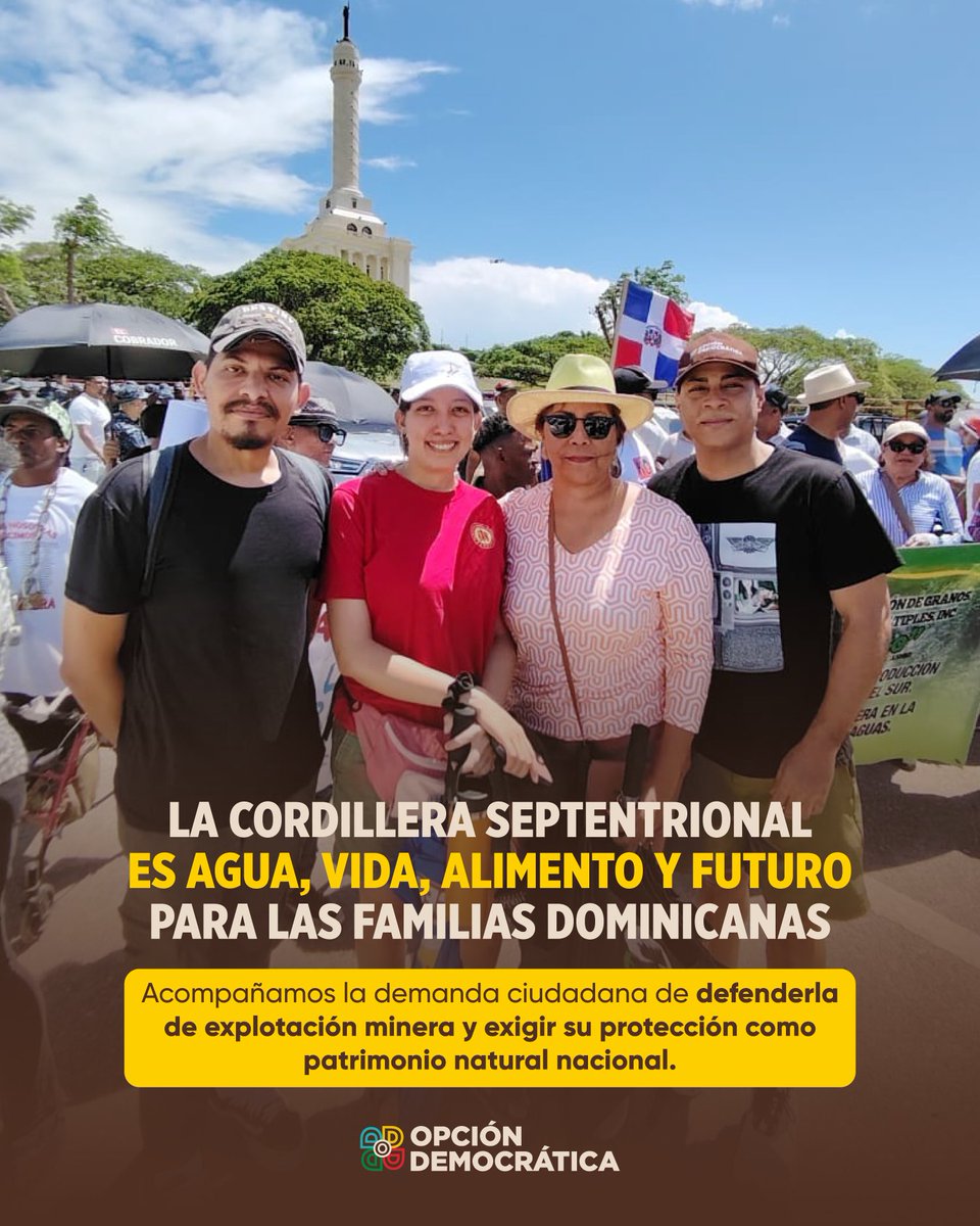 O_Democratica's tweet photo. Acompañamos en Santiago la marcha en defensa de la Cordillera Septentrional.🇩🇴

Cientos de ciudadanos, activistas, campesinos y organizaciones exigimos al Gobierno detener la explotación minera en la zona y proteger este territorio como patrimonio natural nacional.

La Cordillera Septentrional alberga más de 200 fuentes de agua y cumple un papel fundamental para la vida, la producción agrícola y el equilibrio ambiental de toda la región norte.

Proteger nuestra naturaleza es proteger el presente y el futuro del Cibao y de toda la República Dominicana.🤎
