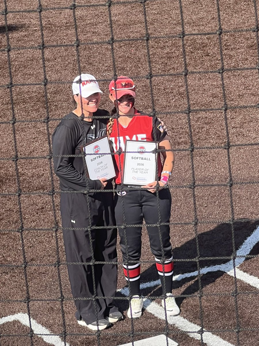 glederernews's tweet photo. SCC final: Cheshire softball (1st seed, 22-0) is getting set to play Jonathan Law (3rd seed, 19-3) at West Haven.
Congrats to senior Jenica Matos (3-time Player of the Year) and Kristine Botto Drust (Coach of the Year) on receiving SCC honors!
#ctsb https://t.co/PKbNFLn4nE