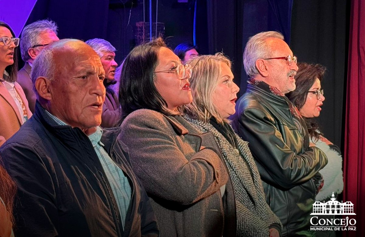 TuConcejoLP's tweet photo. ¡Unidos por el bienestar de #LaPaz! 🤝 Concejales municipales participan en la Asamblea de la Paceñidad para escuchar a los sectores sociales y buscar soluciones conjuntas a los conflictos a través del diálogo.  Nuestra prioridad es la tranquilidad de tu familia. 
 #Fiscalización https://t.co/97hpjNUh9N