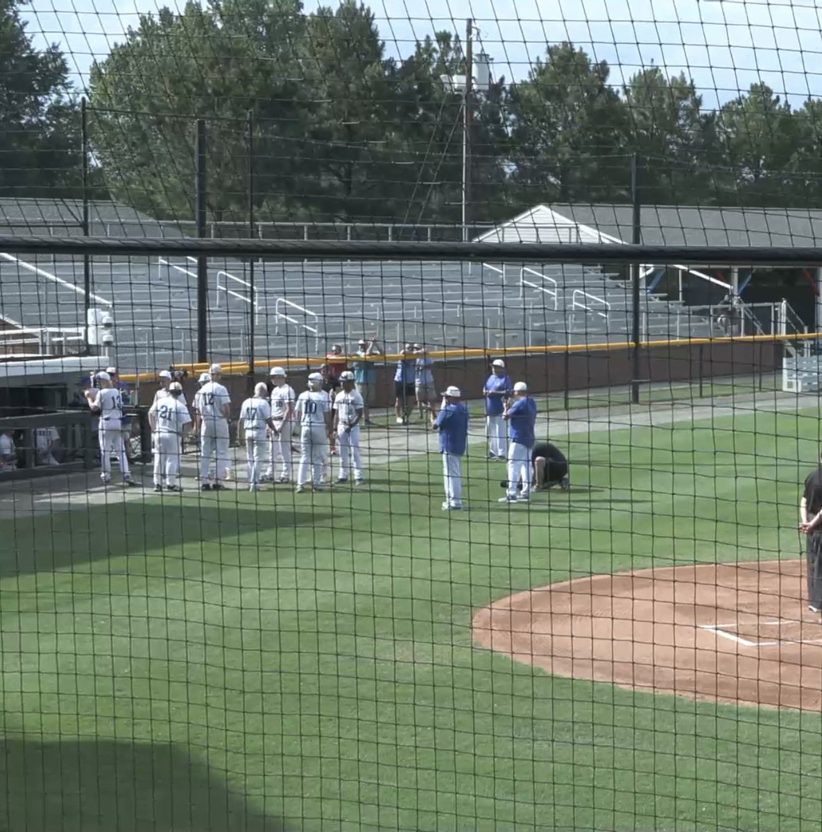 TreyScott_NC's tweet photo. This is what happens when you have a STATE CHAMPIONSHIP game mid-day on a Wednesday! #EmptyStands https://t.co/4oQUDyMKs1