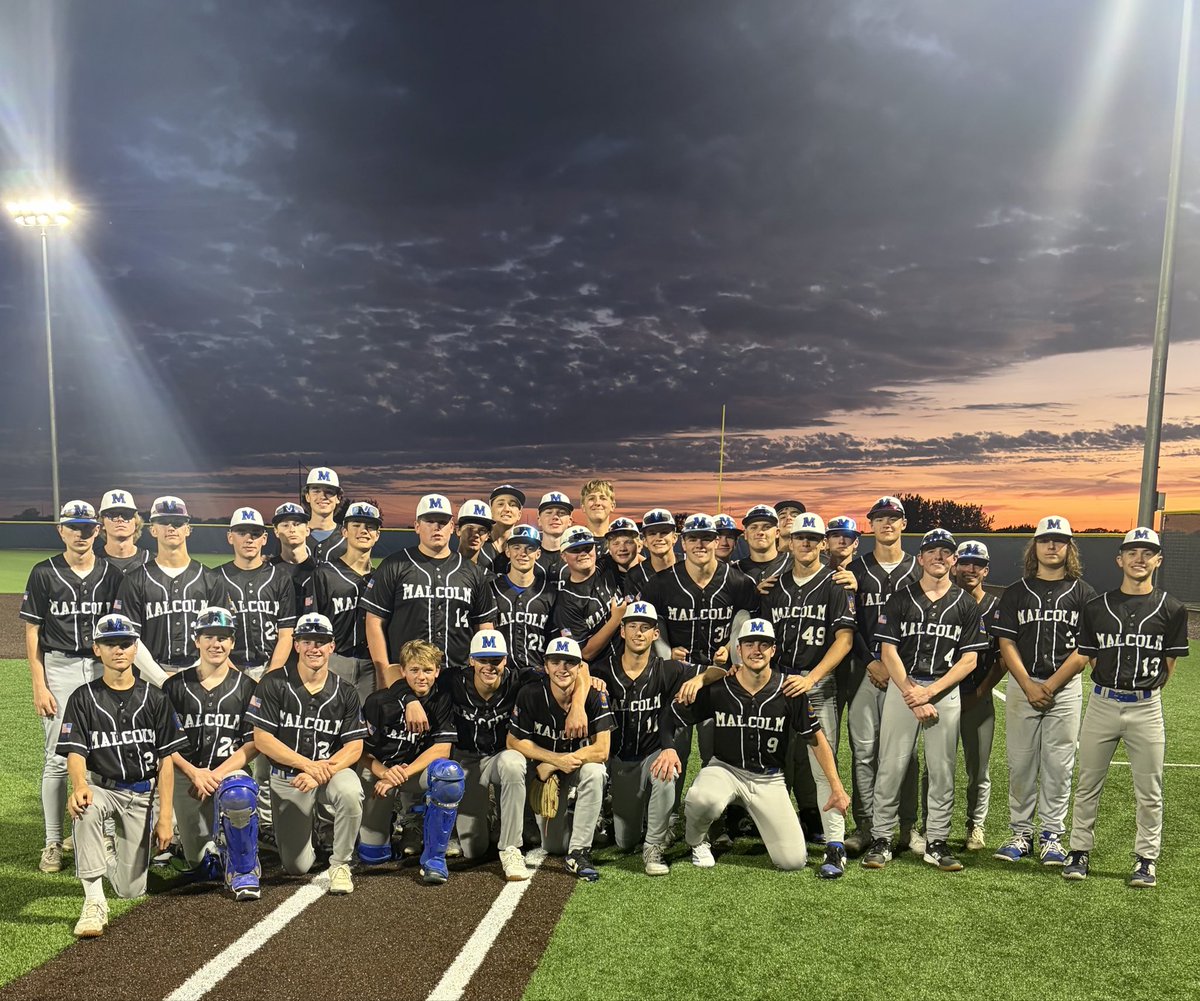 MalcolmBaseball's tweet photo. ⚾️ Guys are headed to Seward for a Junior/Senior game with the Juniors starting at 5:00PM and the Seniors game to follow. ⚾️

📍 Plum Creek Park
⏰ 5:00PM and 7:30PM https://t.co/nVsUyy3fkY