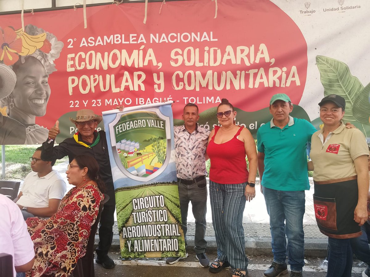 FedeagroCol's tweet photo. Participamos con nuestros asociados y sus emprendimientos en la 2° Asamblea Nacional de Economía Solidaria, Popular y Comunitaria en Ibagué. 
Agradecemos a @UnidadSolidaria por la invitación y por promover espacios que fortalecen la economía popular y el desarrollo rural. 🌱💚 https://t.co/9DwVkCiB7d