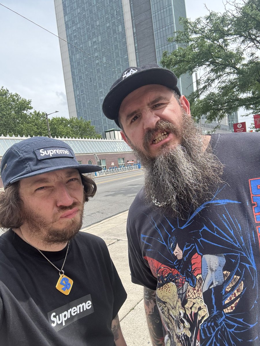 FitHCky's tweet photo. Be Tough. Then Be Tougher.

@Brodyxking 

#AEW #AEWDynamite https://t.co/iasF7yMemk