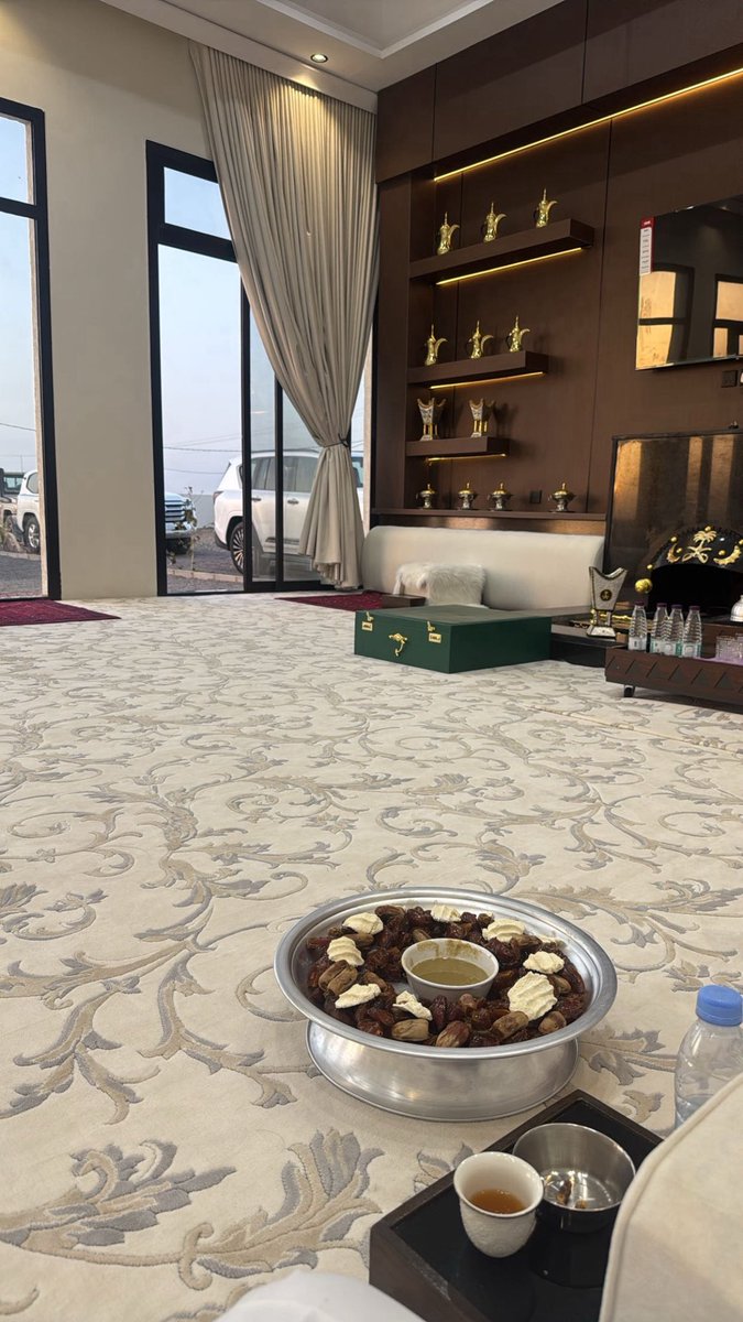 mshtr_'s tweet photo. «تحاصرني الدنيا واموري مثل ما هي
الازعاج يملى مجرياتي .. وأنا هادي»
- عبدالله السراهيد .
@Alsraheed https://t.co/i4tZwXiQNd