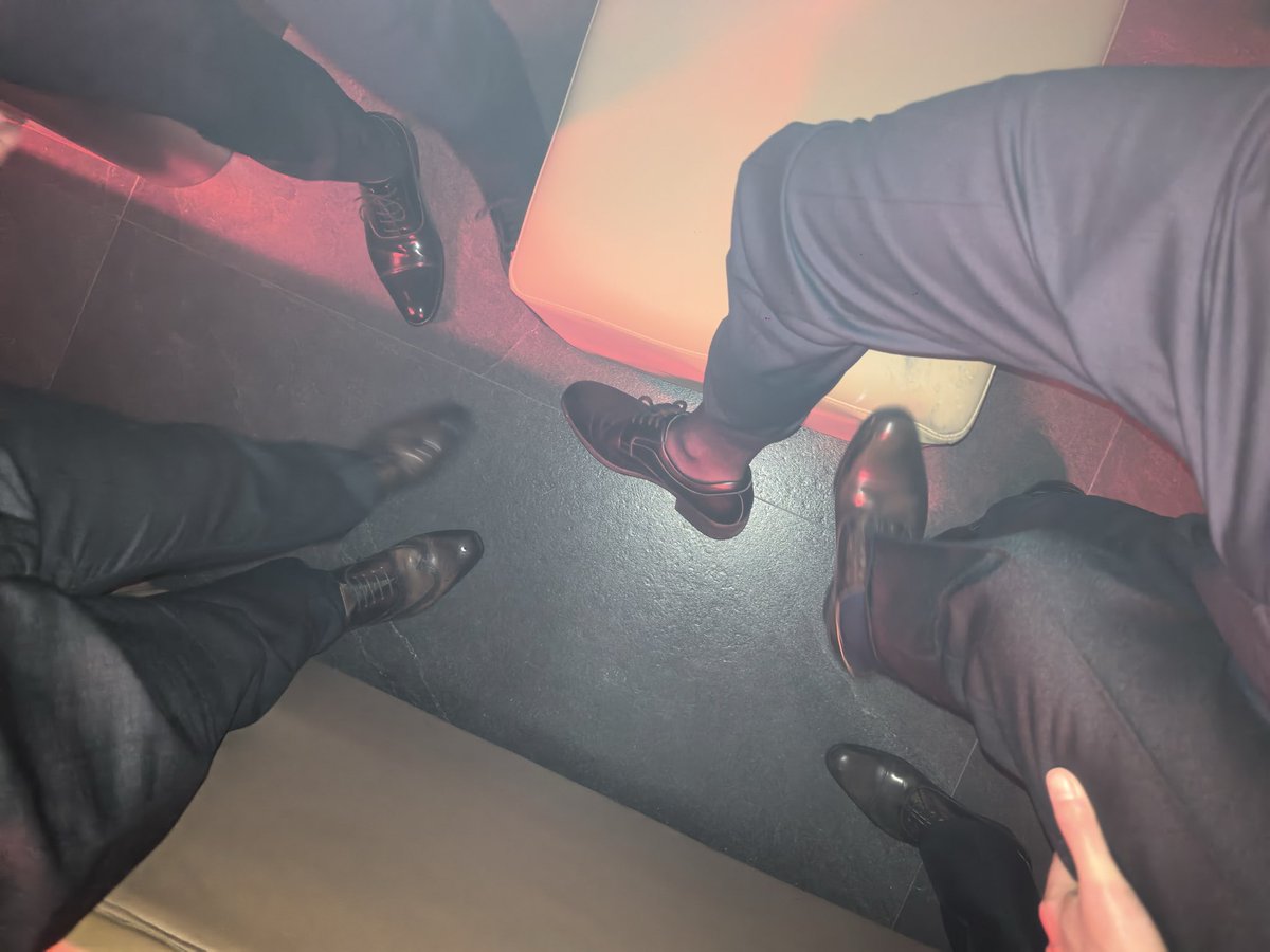 SuitDaddies tweet media