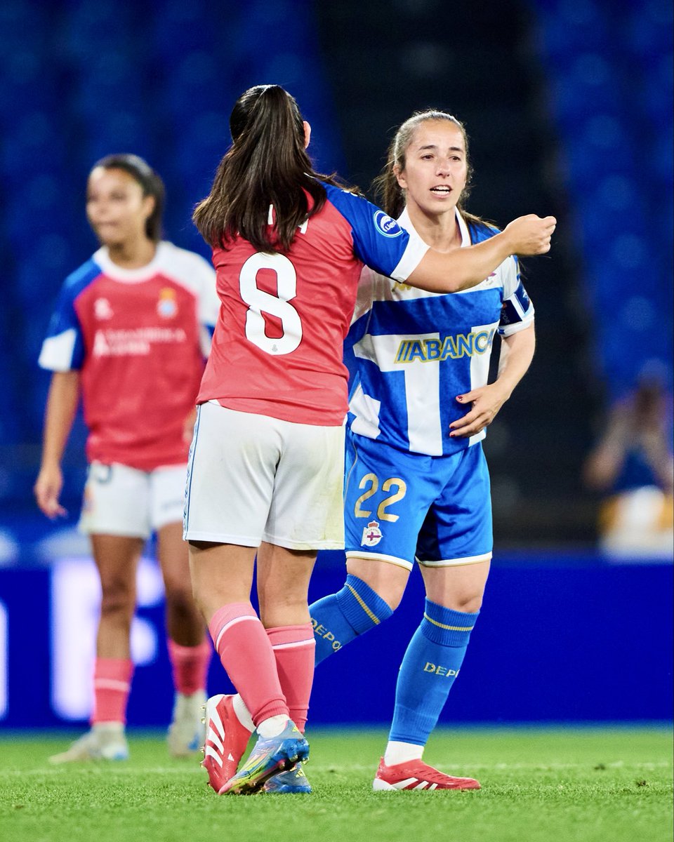 LigaF_oficial's tweet photo. 🥹 Bravo Cris Martínez 

👏 Ha sido mamá, volvía al campo en esta J29 tras anunciar su retirada al terminar la temporada y nos regala una asistencia

#LigaFMoeve | @CristinaMtnezG https://t.co/mV4nArnWKN