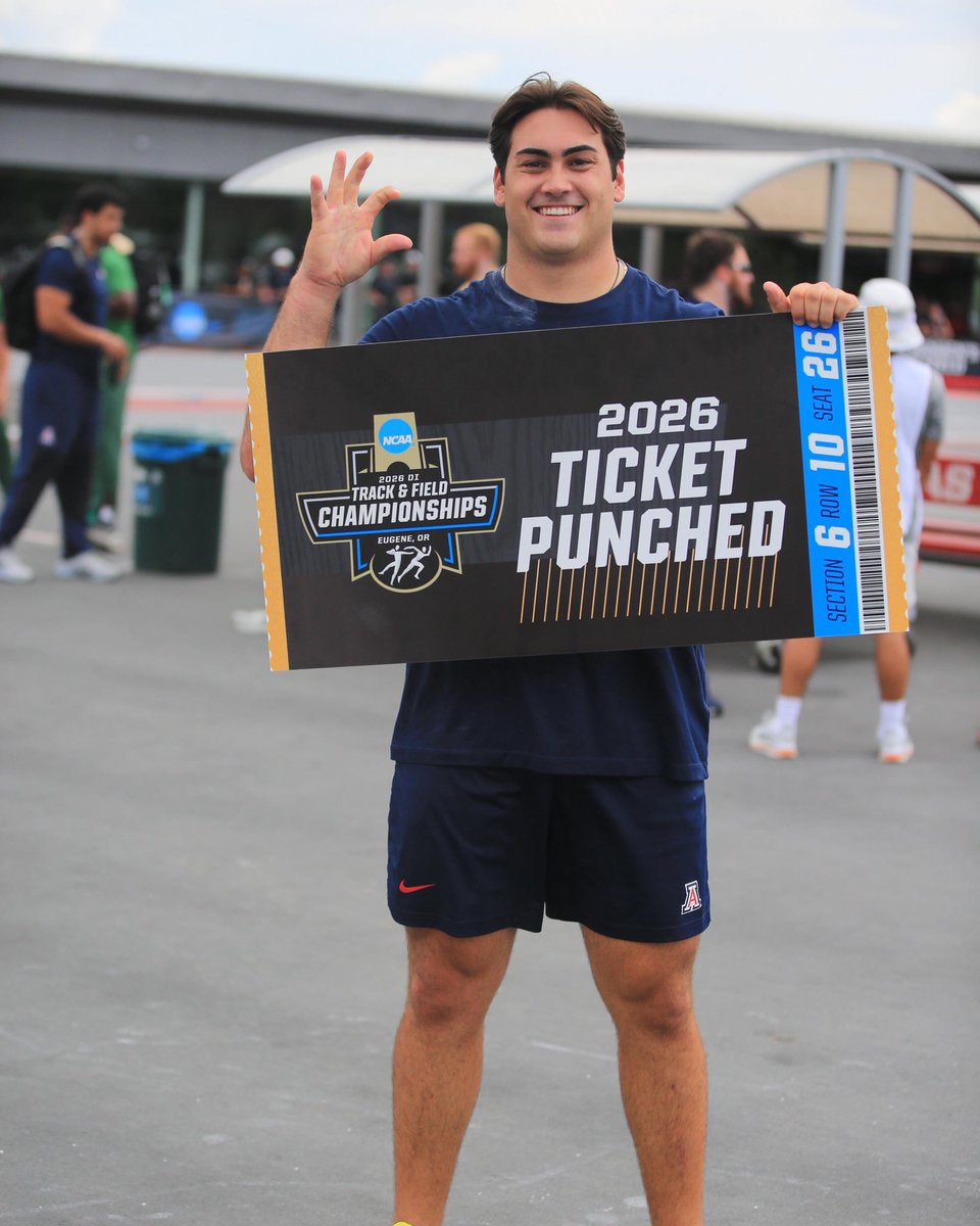 ArizonaTrack's tweet photo. 𝗡𝗘𝗫𝗧 𝗦𝗧𝗢𝗣 ➡️ 𝗘𝗨𝗚𝗘𝗡𝗘✈️
Tyler Michelini punched his ticket to the NCAA Championships with a fourth-place finish in the shot put at West Regionals with a mark of 19.48m (63-11).

#BearDown https://t.co/Og7an1pZRs