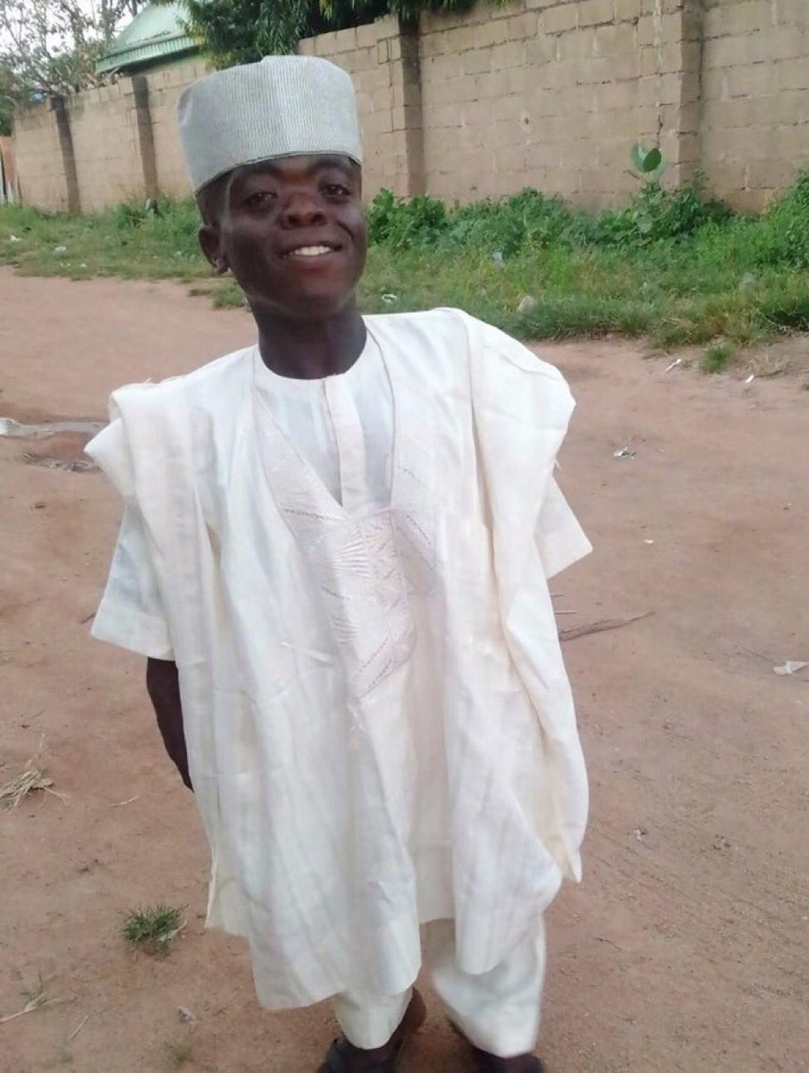JamesHimsef's tweet photo. day 2. eid mubarak guys #eid #eidholidays #EidMubaraku #EidPrayers #eidmessage #eidslay #eidwithCJ https://t.co/25moQdgKq0