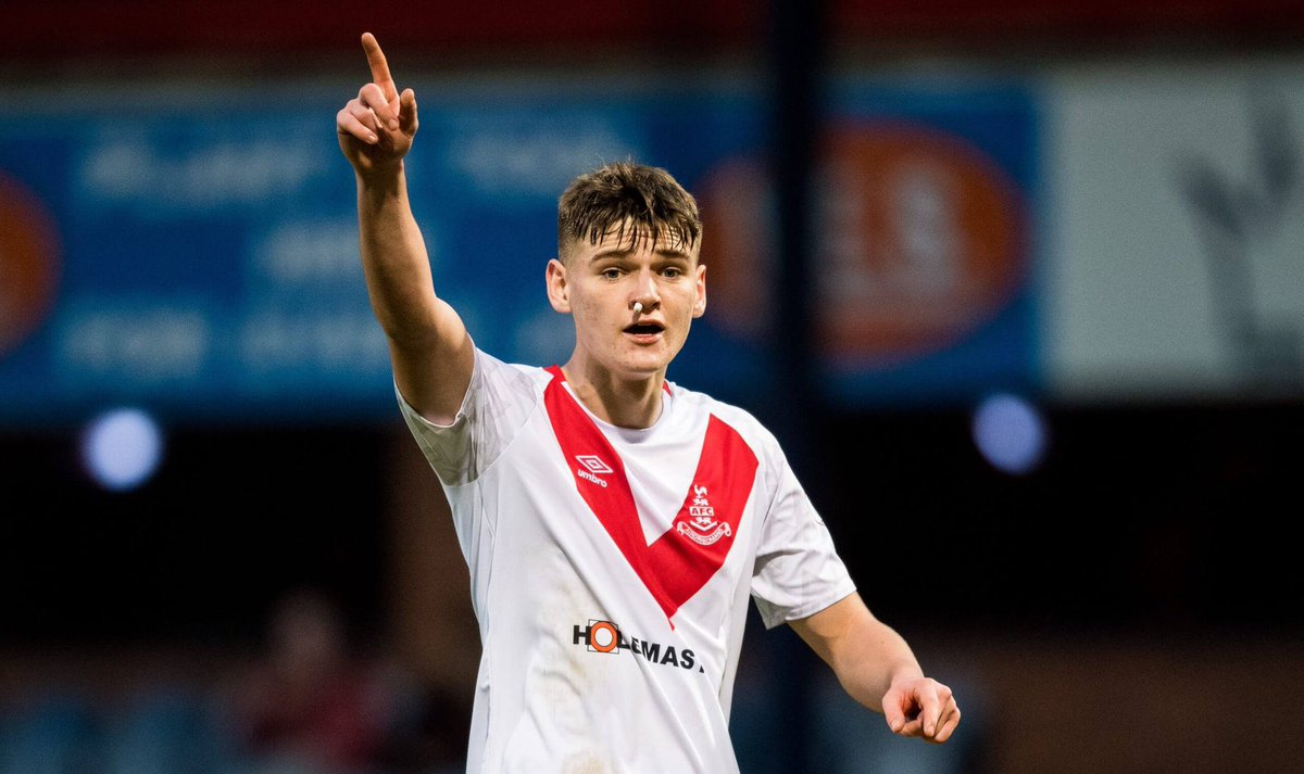 thecappielowkid's tweet photo. Justin Devenny was playing for Airdrie 3 years ago…he’s just won the UEFA Conference League with Crystal Palace 🏆 https://t.co/9cSNlRVjrI