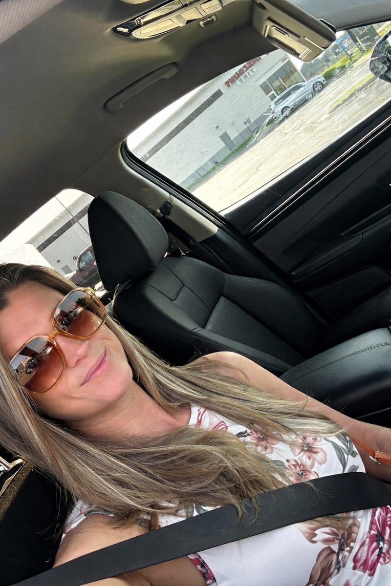 _katylou_22's tweet photo. Car ride https://t.co/ghGW2TVoXl