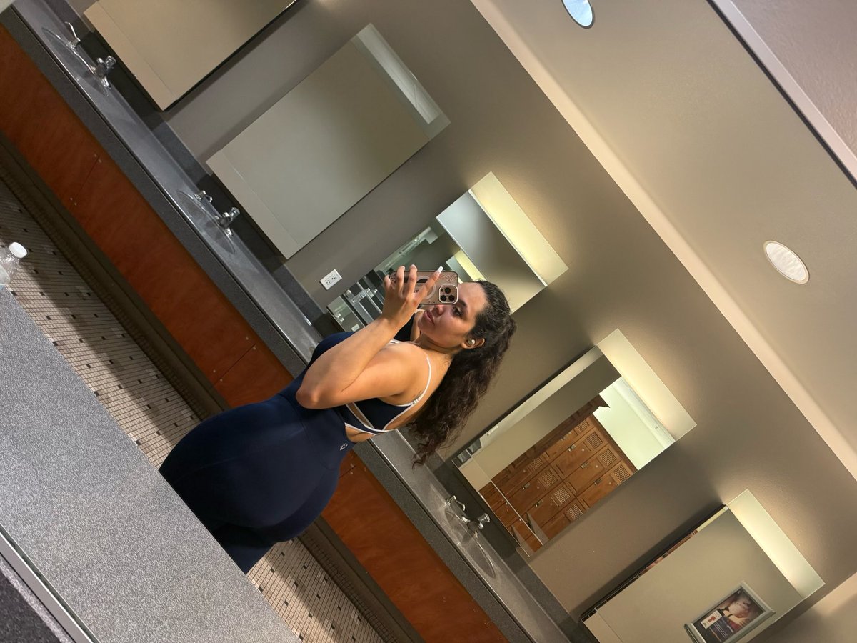 Natalie tweet media