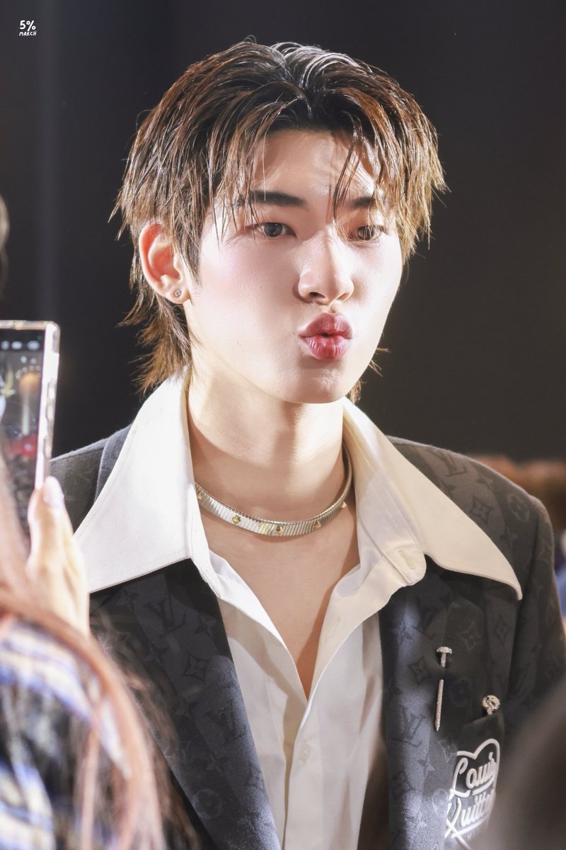 𝟱% 𝗺𝗮𝗿𝗰𝗵 — 🧸 tweet media