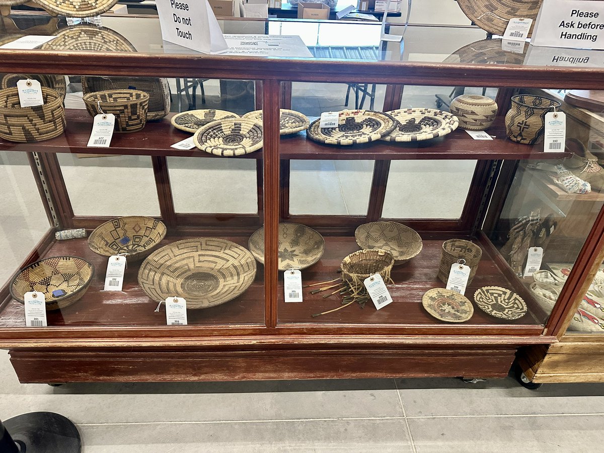 JimOlsonAZ's tweet photo. A few baskets in the upcoming June 10 auction! 
https://t.co/4rzVbimELK https://t.co/iN51o01EpJ