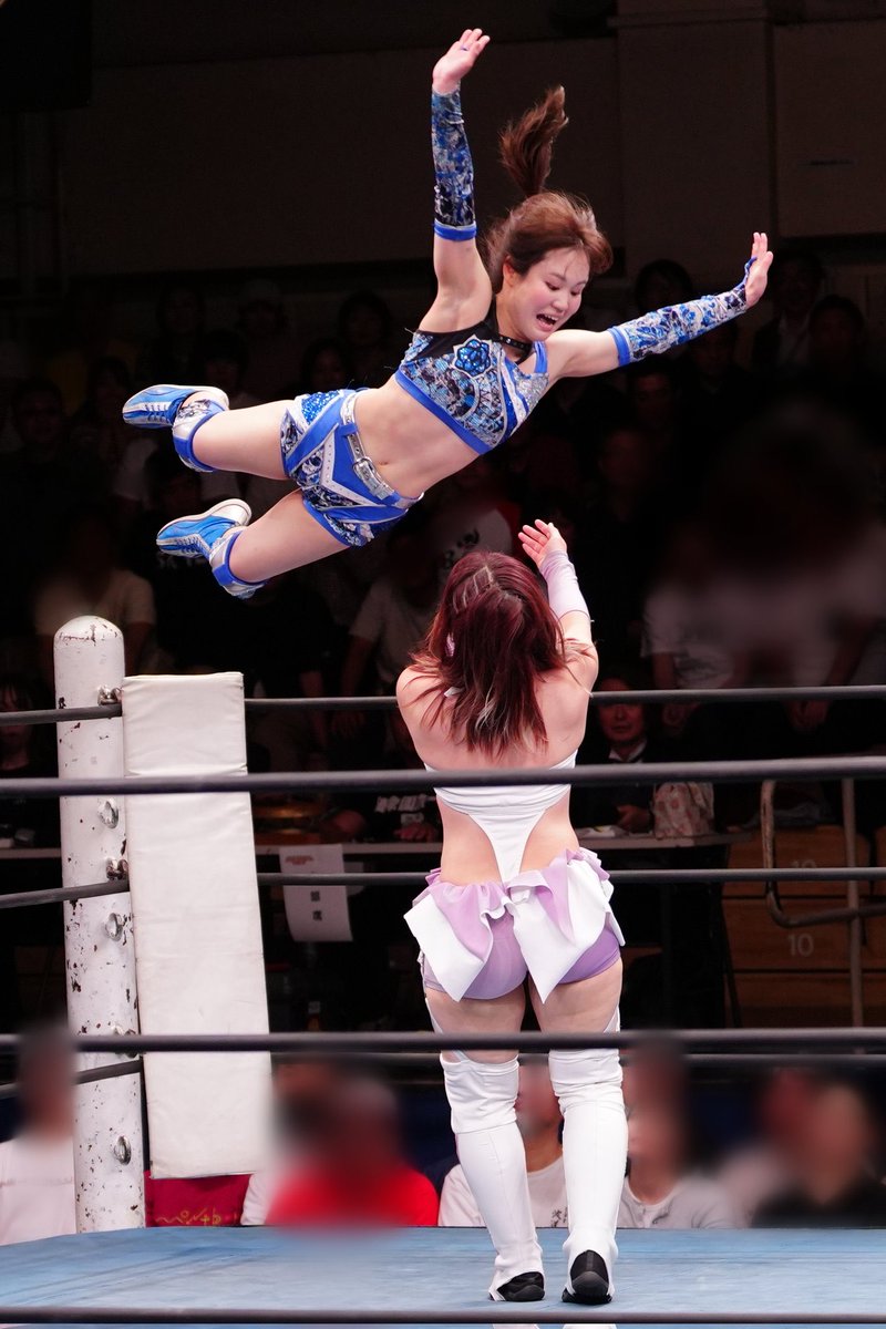 miku_kanae's tweet photo. #ss_pw さんありがとうございました！
お客さまの盛り上がりに私も熱くなりました🔥

ジャガーさんとの対戦は学ぶことばかり。
だけど必ずその壁を越えていきたいです！

きらミクでもしっかりチャンスをモノにする！

MIRAIさんと次は対角。
さらに喰らいついて勝ちにいきます！

#T_HEARTS #叶ミク https://t.co/r3vcFe6PbY