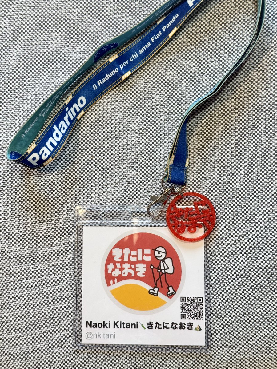 nkitani's tweet photo. うんうん。いっぱいお話したあと「たぶん相互フォローしてる人なのに、最後まで誰なのか聞けなかったな」ってよくなる奴です。というわけでJRRF用名札を自作しました。Xアイコン（去年のMakerChip）と今年のMakerChipが違うからややこしいしね。ネームタグは先日Pandarinoで購入したのを再利用。 https://t.co/wEM92roOY7