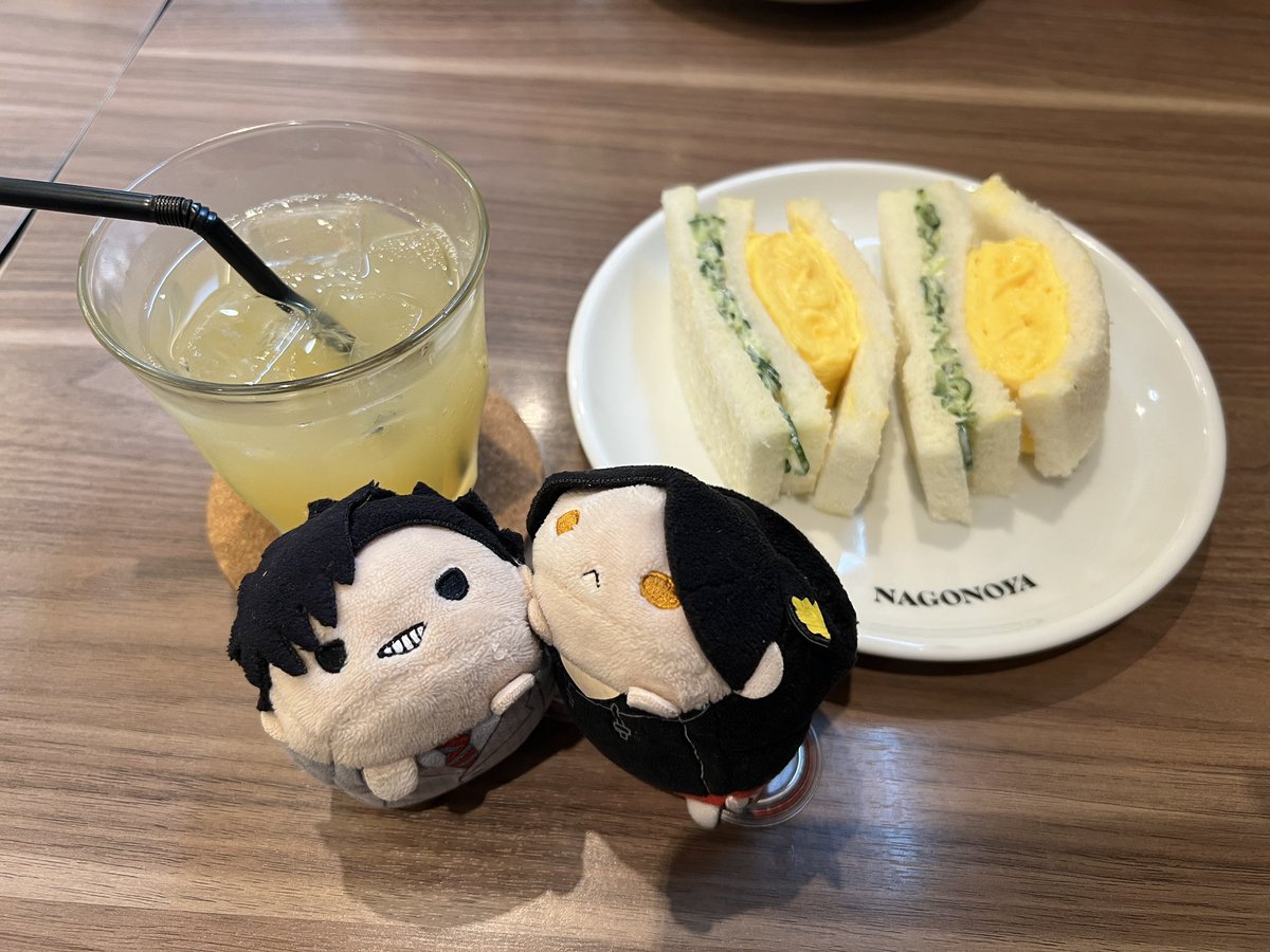 sshnait's tweet photo. たまごサンド
ドリンクは🐈のために🍎で‼️ https://t.co/mThaNqNNpL