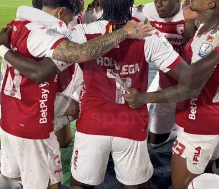 diegochirivi's tweet photo. @SantaFe tuvo la casta para vencer en Uruguay al cinco veces campeón de Libertadores y 10 finales de este torneo. Eso lo hace un equipo que tiene el oficio copero, y sí, seguirá en carrera continental. https://t.co/10I1jhBvcS