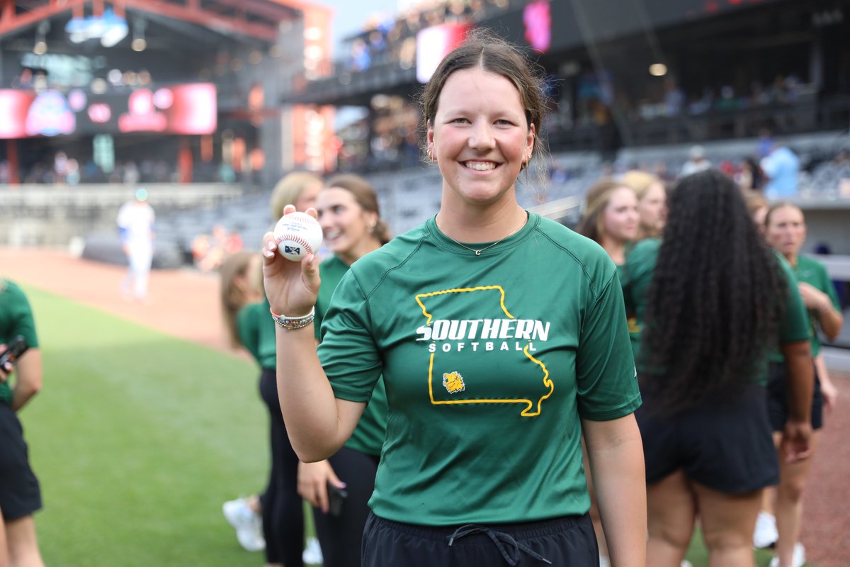 MSSUSoftball's tweet photo. Thanks for having us out, @ChattLookouts!! 🏟️⚾️

Carsen Tinkler was honored to throw out the ceremonial first pitch. https://t.co/Ykk7rhSoAz