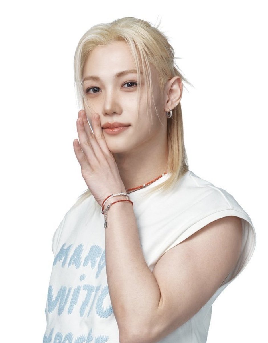 lixhantwinks's tweet photo. essa é pra qm fala que princesas loiras australianas bissexuais nao podem ter biceps definidos https://t.co/1vO4KV9wxv
