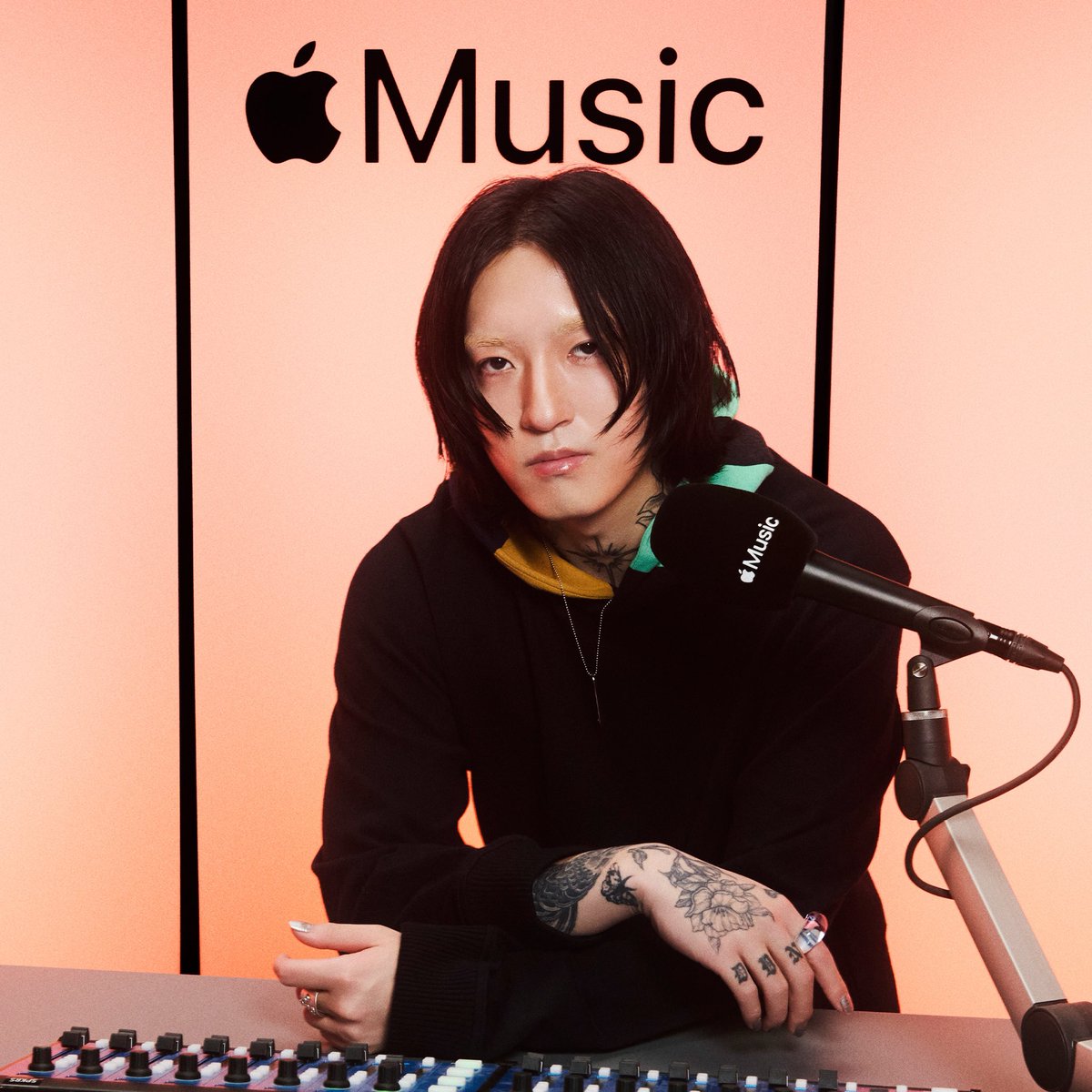 Ayase Staff tweet media