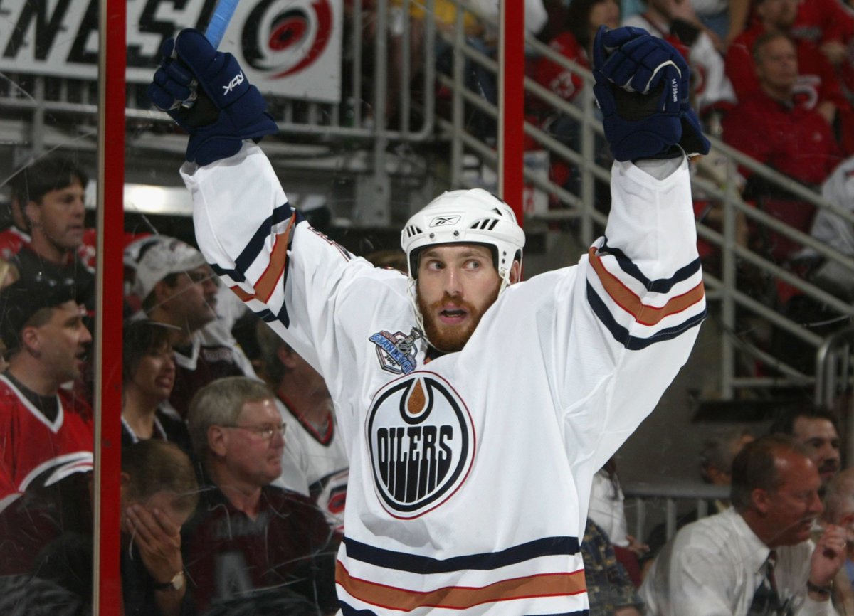SnipeNScore's tweet photo. Only way the Habs can force a game 7 is if this guy came into the lineup 🤣 https://t.co/YPOPGVN5Km