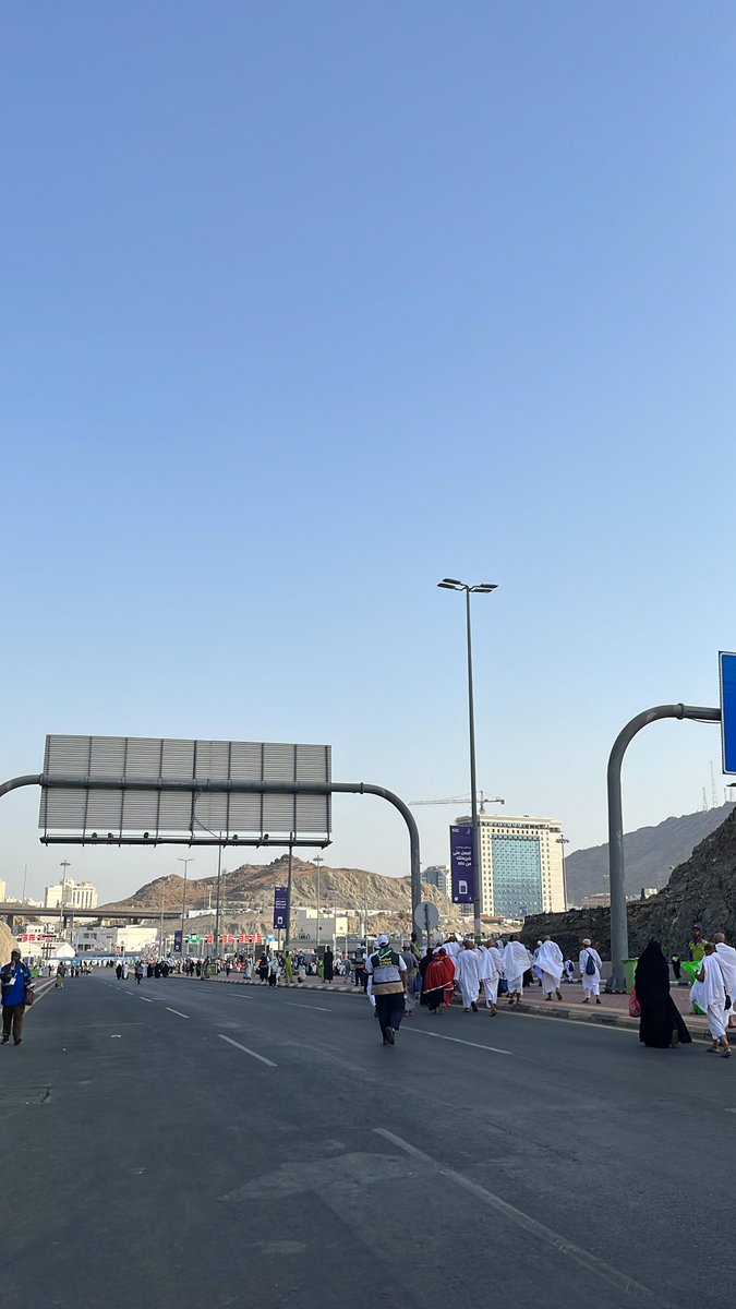fdew0i's tweet photo. تم انعاش رجل في حالة اغماء من قِبَلي🦦
الحمدالله ما صرت مسعف أول عبث 🚑 https://t.co/5Dri8Pn1lt