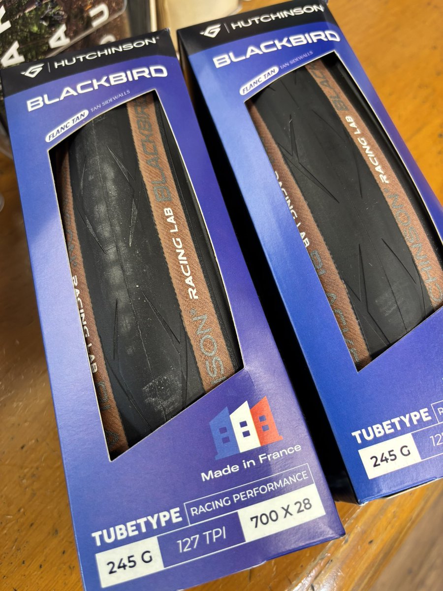 ogwcycle's tweet photo. 久々のHutchinson
BLACKBIRD RACING LAB https://t.co/YLYdTdvJuK