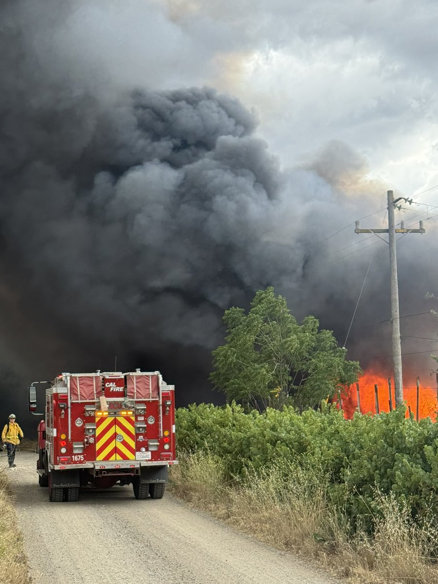 #TeslaFire [final] at Tesla Rd X Cross Rd, in the Altamont (Alameda ...