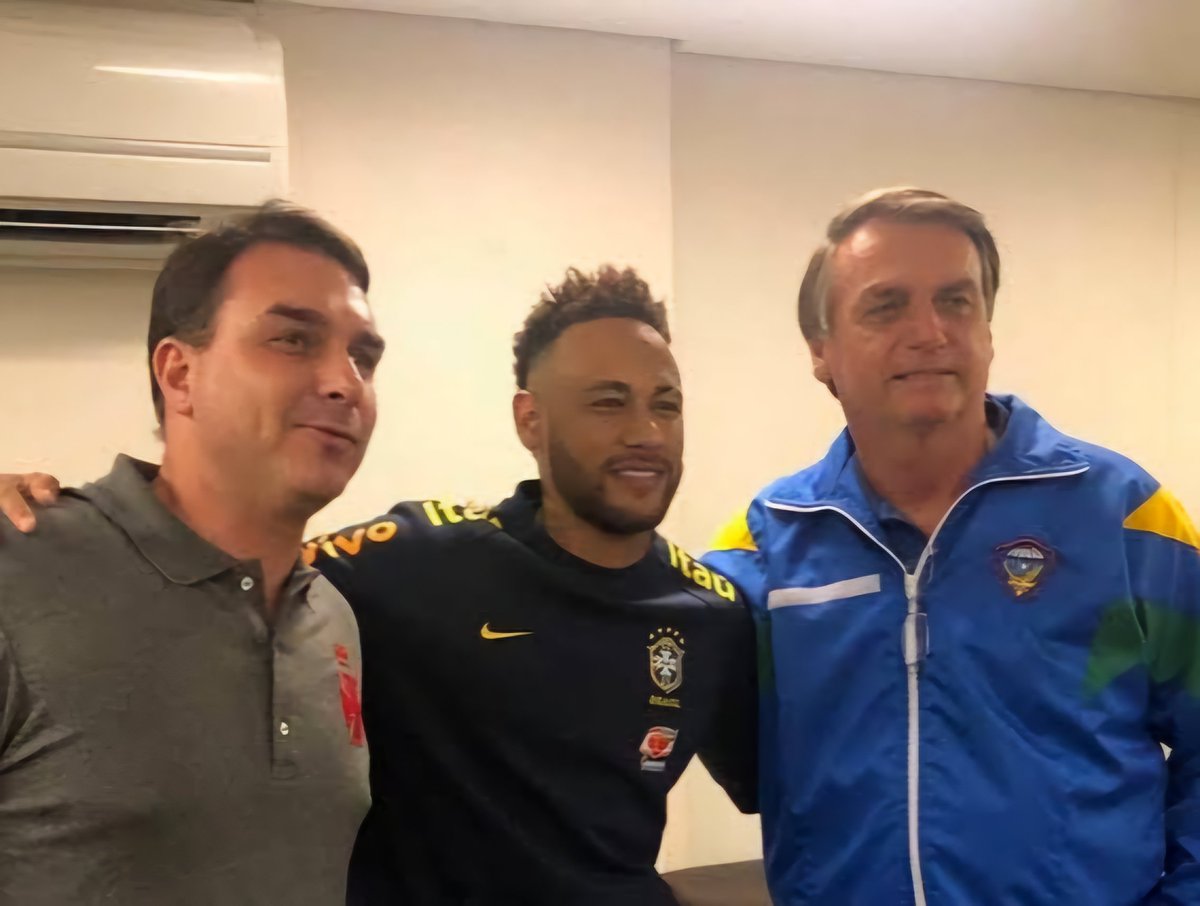 RT do Brasil tweet media