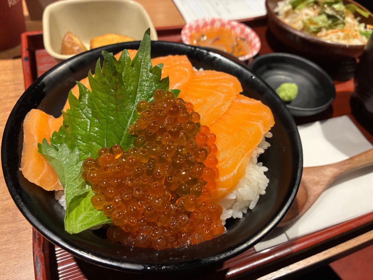 nowhere1369's tweet photo. 体重計に乗ってないからカロリーゼロ https://t.co/zy7zEUacwo