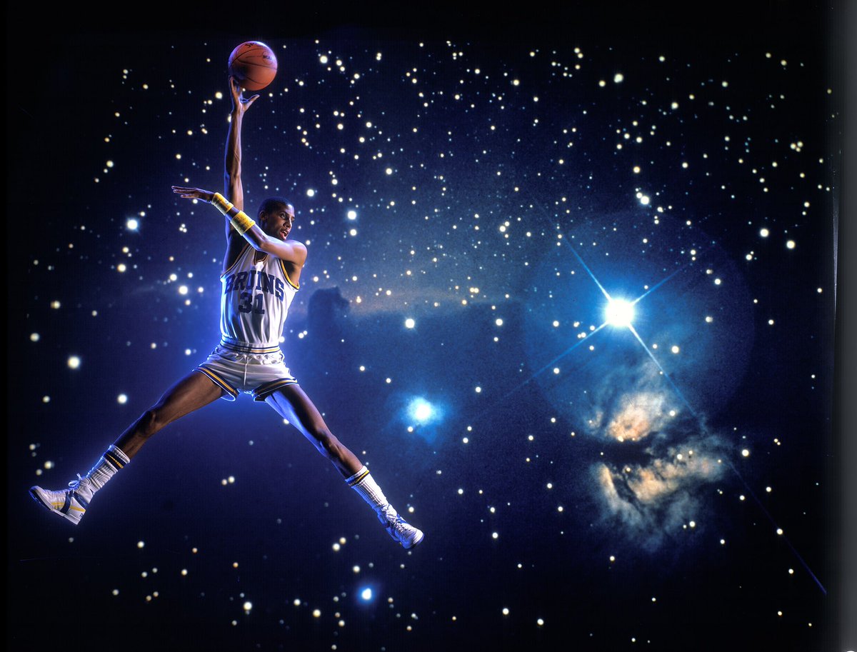 Oxiqaa's tweet photo. @frankiep423 @cinnabrit shooting your shot by asking her to play sum bullshit https://t.co/K6Jvk5IrKG
