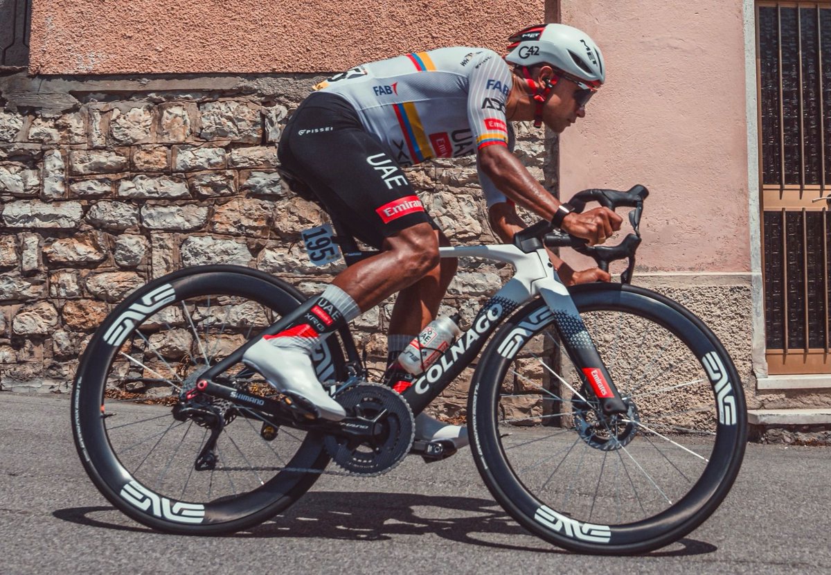 Arcalis1997's tweet photo. Jhonatan Narváez 📸 by Pipe Cano
#GirodItalia #Stage17 https://t.co/4uOj7dgYQM