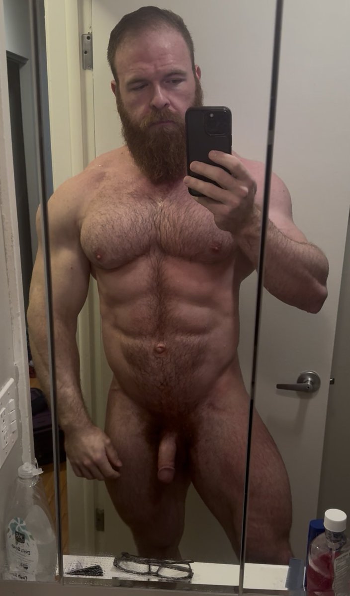pec_inspector's tweet photo. Taking a few days off from the gym for healing is important but just so… 
B O R I N G https://t.co/QZNi9Gzx4p