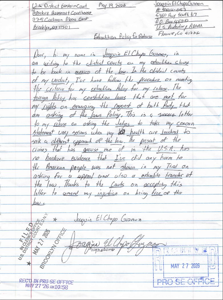 AngelenHD's tweet photo. El #Chapo está presentando cartas en inglés a un ritmo brutal. Desde el 17 de abril a este 27 de mayo, ha logrado 13 cartas. Recién presentó dos más, y en una de ellas, alude a preocupaciones por su salud. Más que escritos a un juez, parecen mensajes a la opinión pública, desde una de las prisiones más duras del mundo, la Supermax de Colorado.