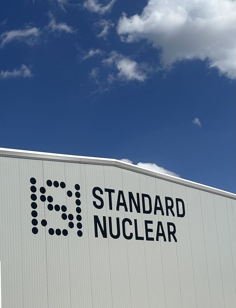 odeliaenergy's tweet photo. STANDARD NUCLEAR IS THE FUEL INFRASTRUCTURE BEHIND THE U.S. JULY 4 CRITICALITY PUSH 🇺🇸🇺🇸🇺🇸

The Position

• Only independent, reactor-agnostic TRISO manufacturer in the U.S., with no reactor development of its own

• First conditional selection under DOE Fuel Line Pilot Program (Aug 2025)

• DOE OTA executed Dec 2025, Oak Ridge and Idaho both operate under DOE safety authority, not NRC

• First HALEU feedstock shipment received from Savannah River Site (Jan 2026)

Production Infrastructure

• Oak Ridge: producing now at approximately 500 kg/year, expanding to 2+ tonnes by mid-2026

• Idaho third facility: ground broken March-Apr 2026, targeting Q2 2026 operational

• Hub-and-spoke model: HALEU feedstock to finished TRISO particles in Tennessee, core loading and reactor integration in Idaho

Why the Customer List Matters

• Radiant Industries: PDSA approved Feb 2026, took possession of INL DOME Apr 1, Standard Nuclear OTA covers this fuel supply

• Antares Nuclear: PDSA approved Jan 2026, ANPI paired with Joint Base San Antonio

• Westinghouse eVinci: ANPI paired with Malmstrom AFB, also requires TRISO fuel

• Every TRISO-dependent reactor in the DOE Reactor Pilot Program is a potential offtake customer

Breaking: Feedstock Diversification

• DOE selected Standard Nuclear for advanced negotiations under Surplus Plutonium Utilization Program (May 26, 2026)

• Up to 20 metric tons of Cold War-era surplus plutonium available for conversion into advanced fuel

• SHINE Technologies, a July 2025 strategic fuel recycling partner of Standard Nuclear, also selected for DOE advanced negotiations

• Negotiations ongoing, no contract awarded

Capital and Team

• $182M raised, Series A led by Decisive Point with Chevron Technology Ventures and a16z

• Kevin Harrill appointed CFO March 2026, former SVP/CFO of Centrus Energy

• Framatome JV (Sep 2025) targeting commercial-scale TRISO output

Standard Nuclear does not need to pick a reactor winner, and now it does not need to pick a feedstock either.

$LEU $CCJ $URNM