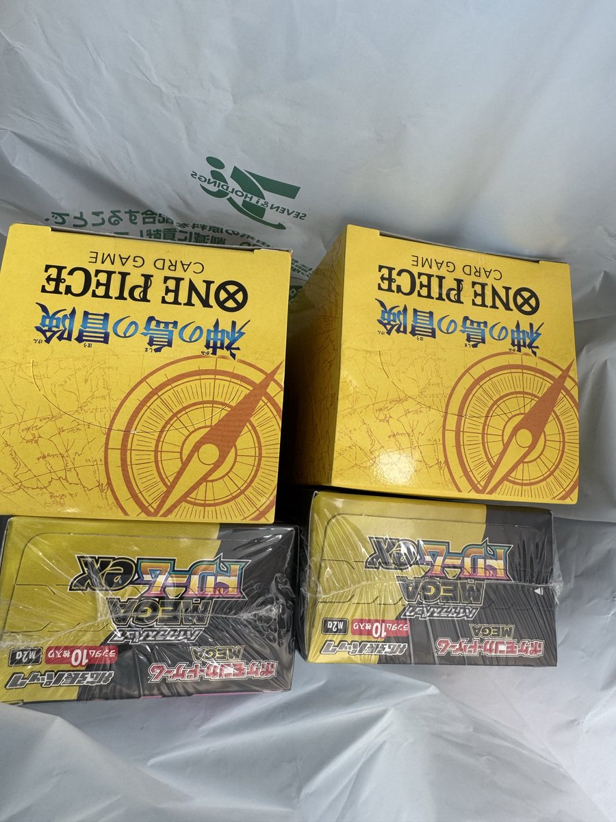 badmememeeee's tweet photo. 🟥セブンイレブン

明日〜も

メガドリーム1箱入荷継続中📦

ワンピースカードも入荷継続中📦

（ワンピースカードは地域により納品有り、無し、種類まで異なります） https://t.co/xg711PTNZN