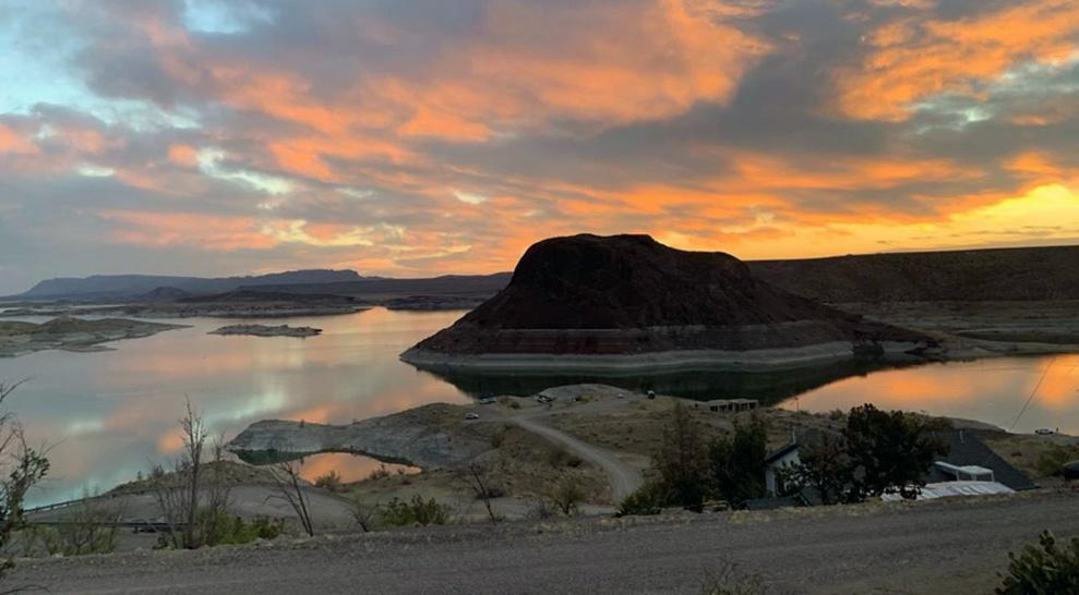 EPWater's tweet photo. When river drought and a lack of snowfall hinder our city water supply, El Paso Water has options. Decades of planning have prepared us for years like 2026, where our Rio Grande supply will fall short. Click the link to read this month's On the Water Front https://t.co/Jz7FXFGS0G https://t.co/ItOLKmN8G4