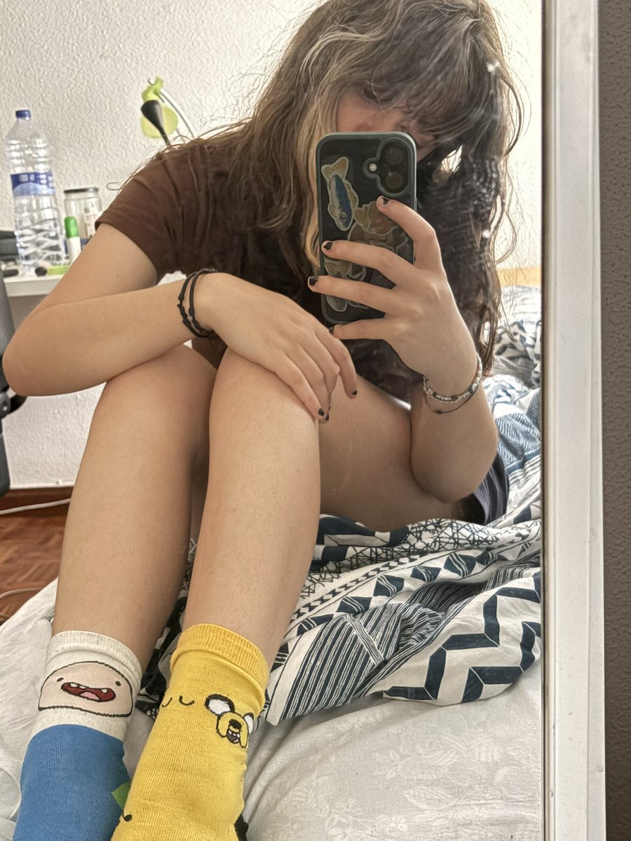 ecxden's tweet photo. adventure time drip https://t.co/ZaVmviQrOS