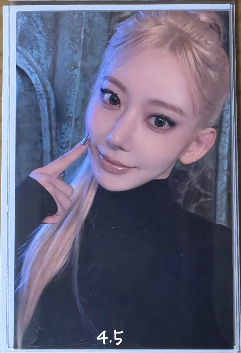 _new_burn's tweet photo. 르세라핌 셀러브레이션 붐팔라 공방포카 양도

미세한 하자에도 예민하신분❌️
빛비춤영상&amp;뒷면인증❌
반품,교환,(부분)환불❌️

준등기 +0.2
GS반택 +0.3
택배 +0.5

원본사진에 ✔️체크 https://t.co/ziMILgeBtZ