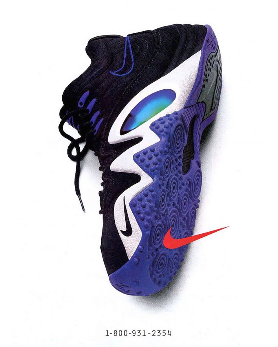 Sneaker News tweet media