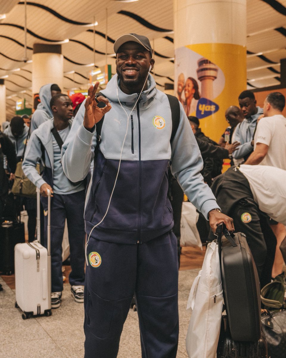 GaindeYi's tweet photo. Direction les Etats-Unis pour les Lions du Sénégal ✈️🇺🇸 https://t.co/mIgC657BI4