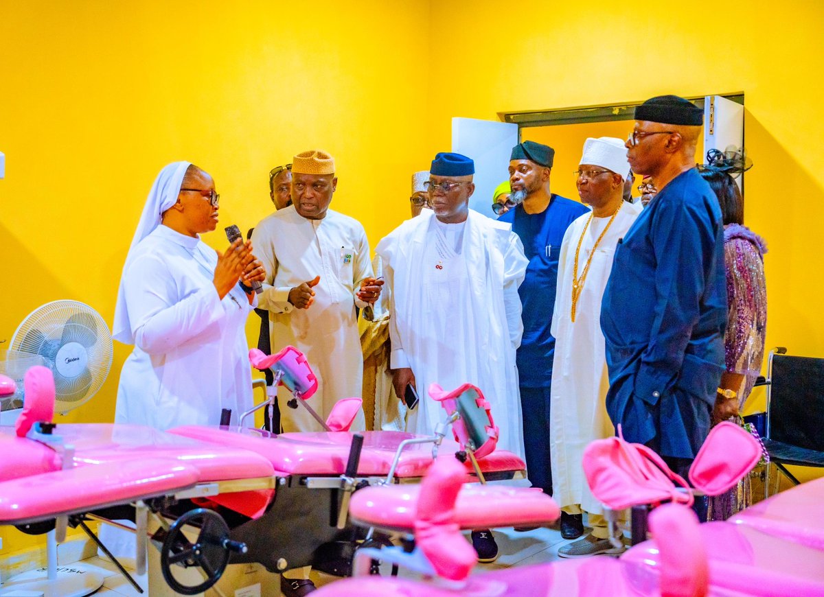 cpsekiti's tweet photo. Communities thrive when individuals use their success and influence to invest in the wellbeing of others.

Governor Biodun Oyebanji @biodunaoyebanji commissioned the newly completed 35-bed Mother and Child Maternity Complex donated by Chief Wole Olanipekun (SAN) at the State Specialist Hospital, Ikere Ekiti, describing the facility as a major boost to healthcare delivery and maternal care in the state.

The commissioning attracted prominent national and regional leaders including Governors, traditional rulers, senior public officials and stakeholders, all of whom commended the intervention as a lasting contribution to humanity and community development.

The facility is expected to strengthen access to quality healthcare for mothers and children while complementing ongoing investments in the health sector across Ekiti State.