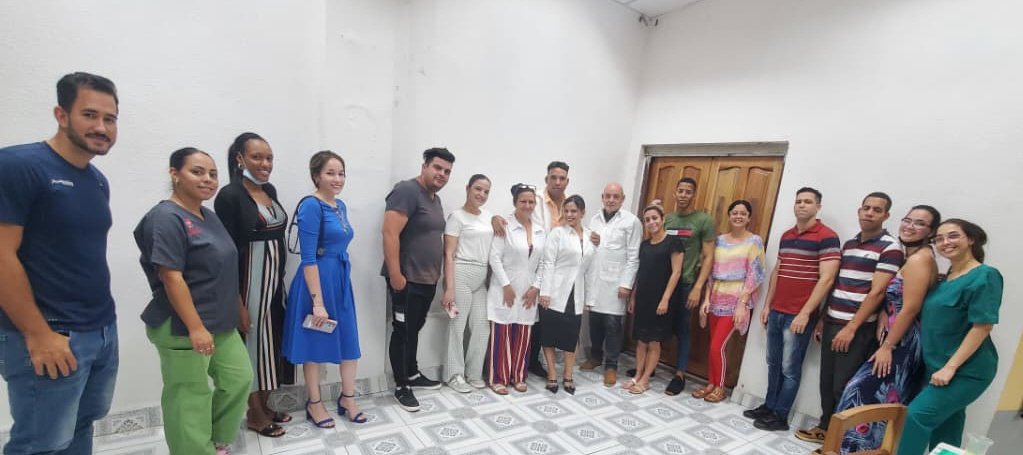 docenciaHGL's tweet photo. Continuamos con ejercicios de promoción de residentes de Medicina Intensiva y Emergencias en el #HGL
#DocenciaAvanza
#SaludMoa https://t.co/NSJ4OmnyKm