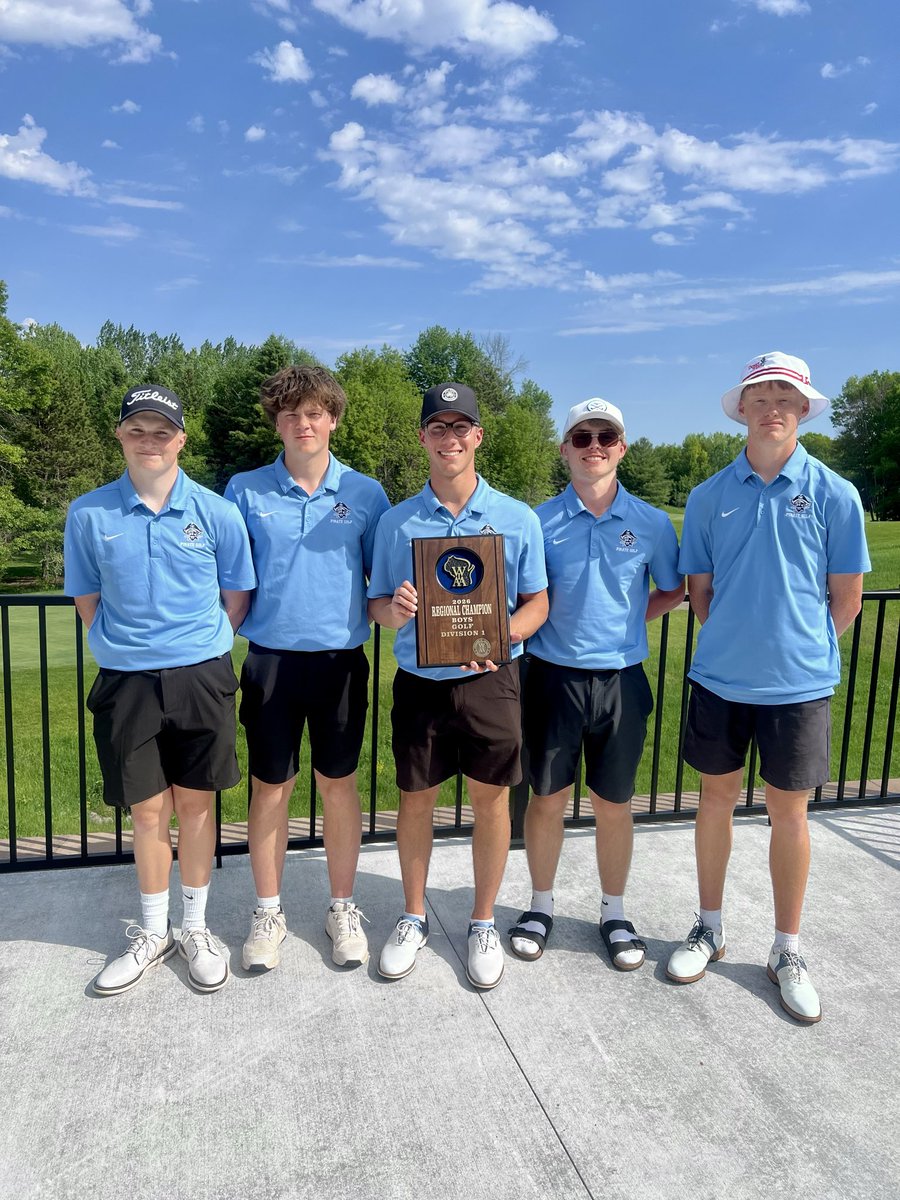 MrBuchinger's tweet photo. Pirates go low at Regionals and get the win! Great job! 👊🏼 Next up; WIAA Sectionals Monday…

Connor - 72 🥇 
Everett - 74 🥉 
Jacob - 76
Zach - 82
Wil - 86 https://t.co/O4CQHvFM3n