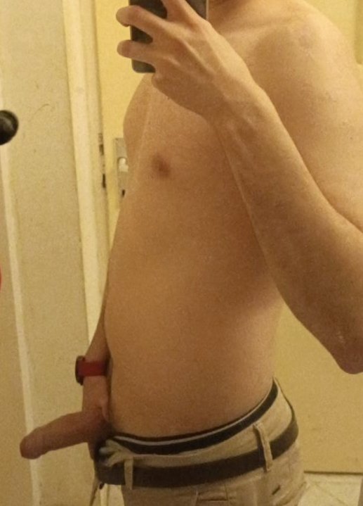 IceCreamPanda__'s tweet photo. do you want to get on your knees? #nsfw #gay #trade https://t.co/MLpk8BbRsg