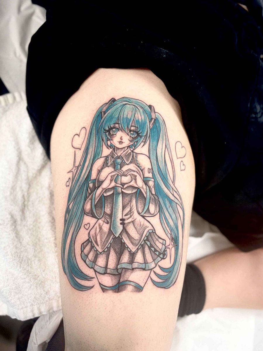 BasedKyoko's tweet photo. Got most of Miku done today. I'm really happy with what we've done so far. <3 https://t.co/x6VJbRL1EG