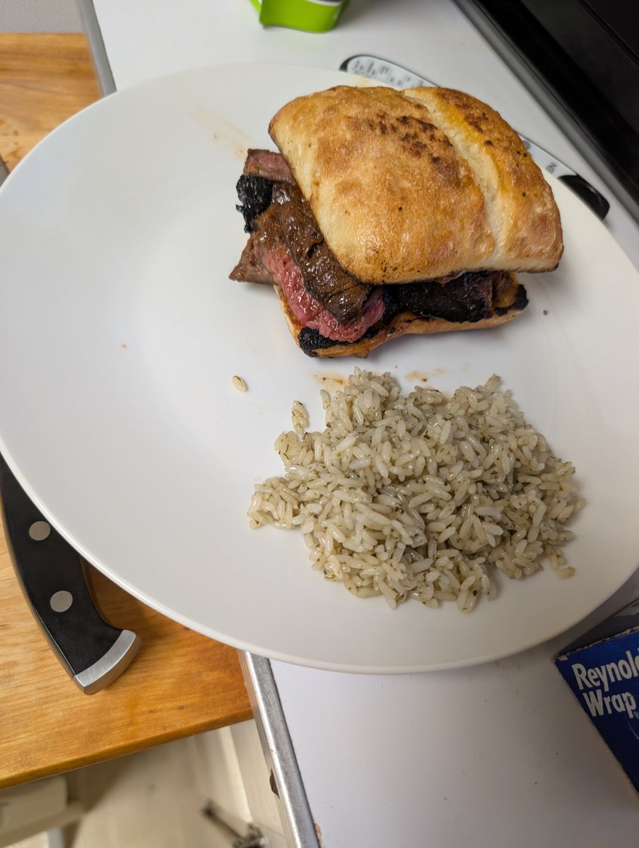 AP_Weltall's tweet photo. Marinate skirt steak (from my cow) overnight. Cook on high heat, slice against the grain. Toast ciabatta in the juices of the meat. Eat. Put leftovers away. Brag on the Internet. https://t.co/dHkEHMU3mE