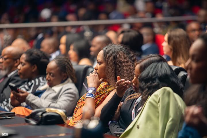 ikadejong's tweet photo. Honorée d’avoir pris part à cette 7ᵉ édition du Katanga Business Meeting qui fut une véritable réussite.

Des panels riches, des interventions de grande qualité, des échanges inspirants et surtout trois jours où la connaissance, l’innovation et la vision du secteur minier ont été au rendez-vous.

Une expérience également enrichissante grâce aux exposants, auprès de qui j’ai énormément appris sur les enjeux et les opportunités du secteur minier en RDC et en Afrique.

Merci aux organisateurs du #KBM2026  pour leur confiance renouvelée en me confiant le rôle de maîtresse de cérémonie lors de la soirée de clôture. Une mission que j’ai accomplie avec beaucoup de fierté et de passion.