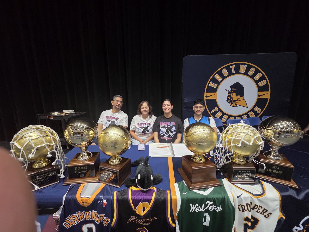 IFalk4's tweet photo. HUGE congratulations to Gabby Flores who signed her letter of intent today to play  at Whatcom College! BE GREAT GABBY!!!!
@EastwoodGbb @EHSCoachLopez @RealRobRobledo @RudyMaciasEdu @Fchavezeptimes https://t.co/w0V074TLco