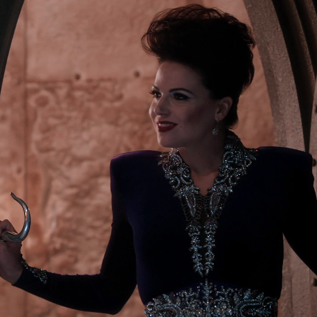 evil queen & ef regina tweet media